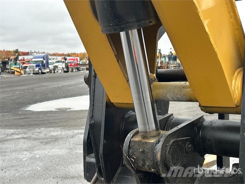CAT TL943 Teleskoplader
