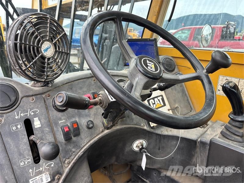 CAT TL943 Τηλεσκοπικοί ανυψωτές