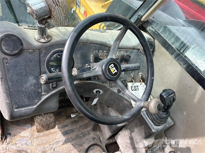 CAT TL943C Telehandler Teleskoplader
