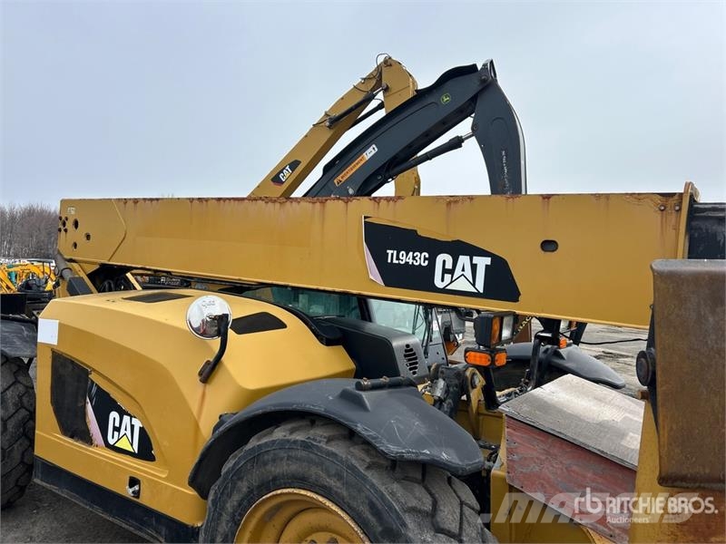 CAT TL943C Telehandler Teleskoplader