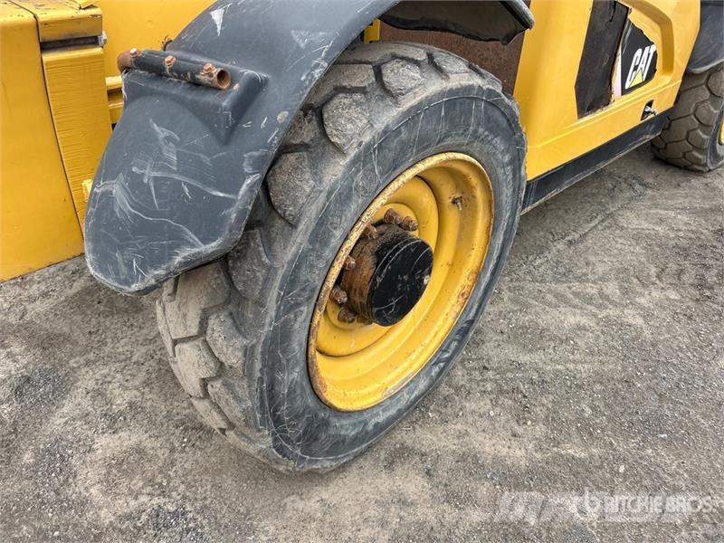 CAT TL943C Telehandler Teleskoplader