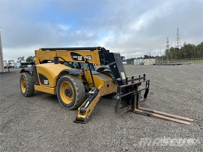 CAT TL943D Telehandler Teleskopski viličarji