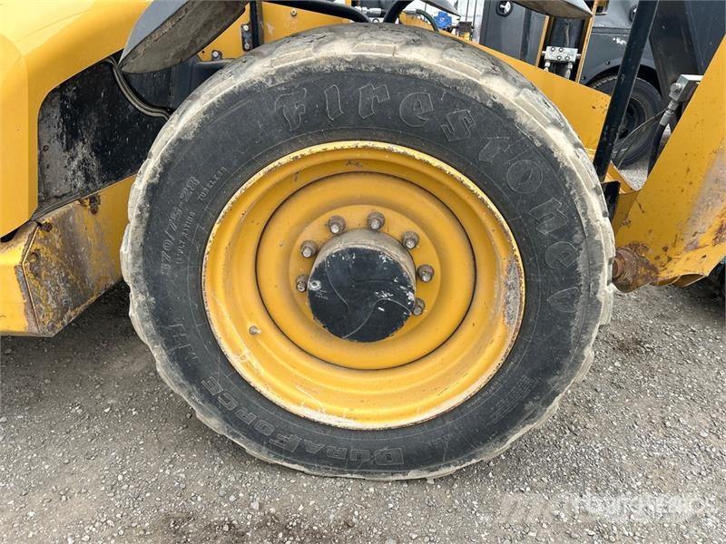 CAT TL943D Telehandler Teleskopski viličarji