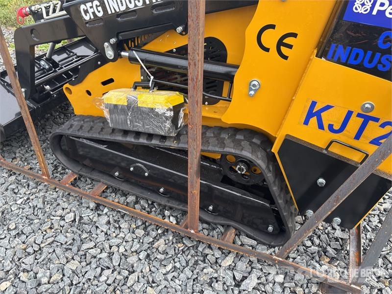 CFG KJT27 Compact Track Loader (Unused) لوادر انزلاقية التوجيه