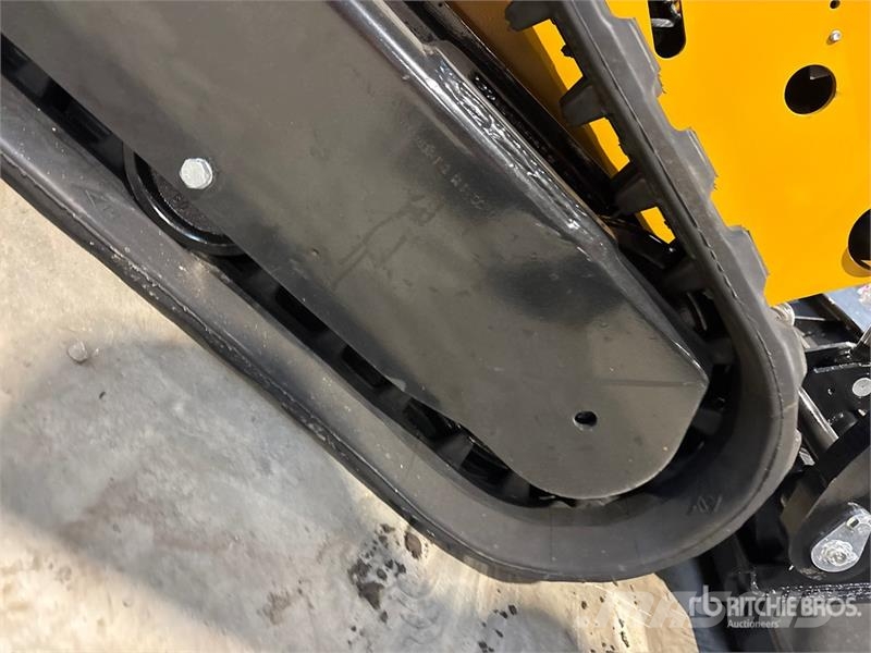 CFG KJT27 Mini Compact Track Loader (Unused) لوادر انزلاقية التوجيه