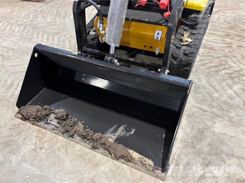 CFG KJT27 Mini Compact Track Loader (Unused) لوادر انزلاقية التوجيه