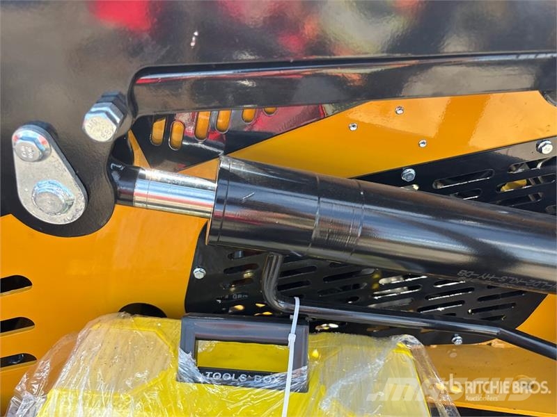 CFG KJT27 Mini Skid Steer Loader (Unused) لوادر انزلاقية التوجيه