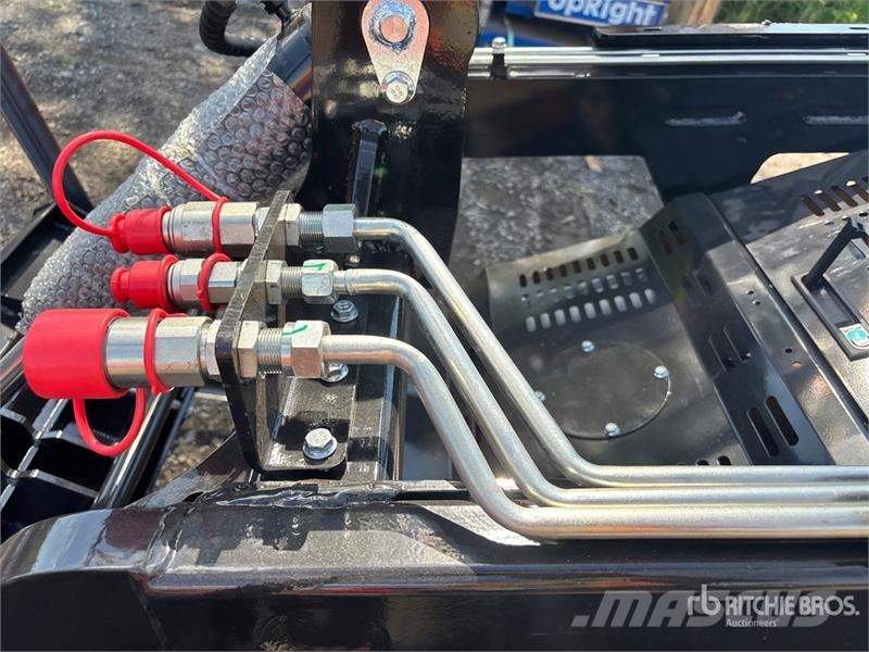 CFG KJT27 Mini Skid Steer Loader (Unused) لوادر انزلاقية التوجيه