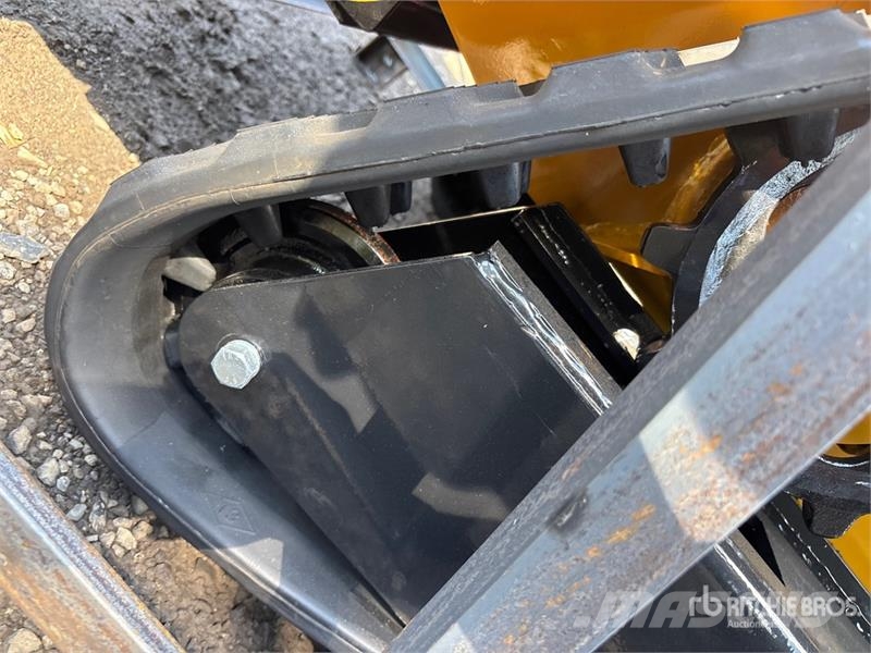 CFG KJT27 Mini Skid Steer Loader (Unused) لوادر انزلاقية التوجيه