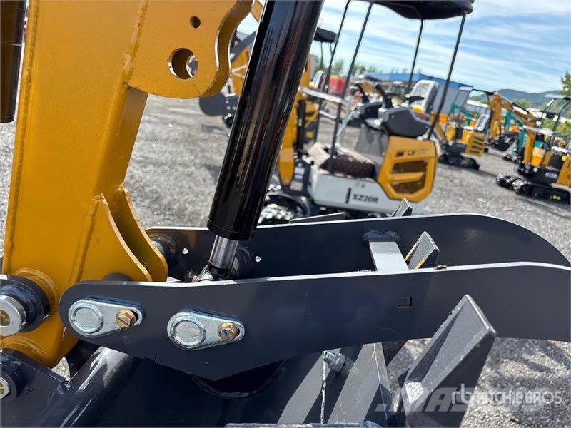 CFG QK18R Mini Excavator (Unused) Mini kotrók < 7t
