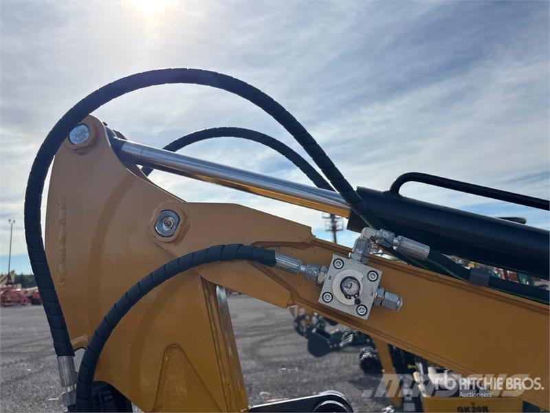 CFG QK18R Mini Excavator (Unused) Mini kotrók < 7t