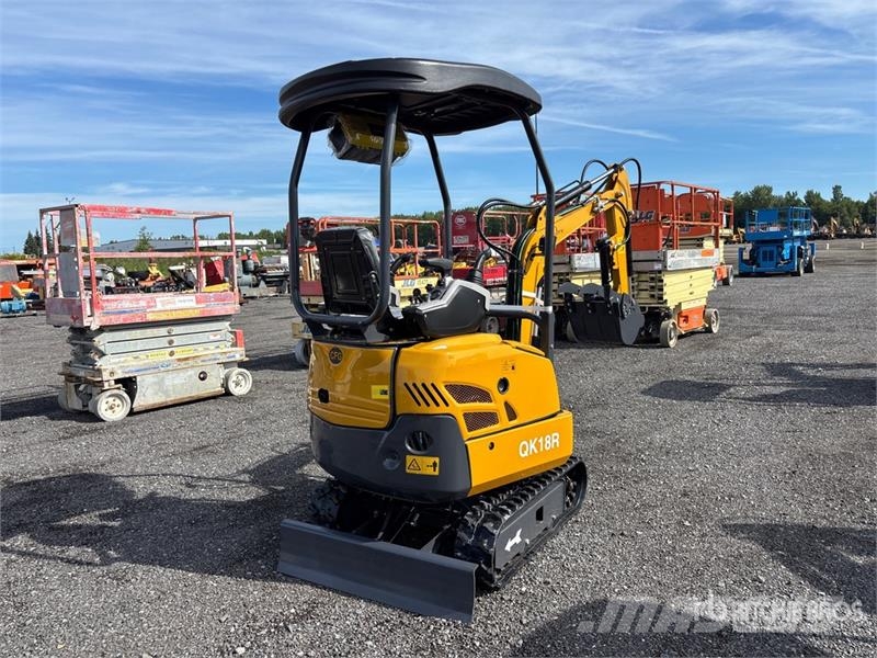 CFG QK18R Mini Excavator (Unused) Mini kotrók < 7t