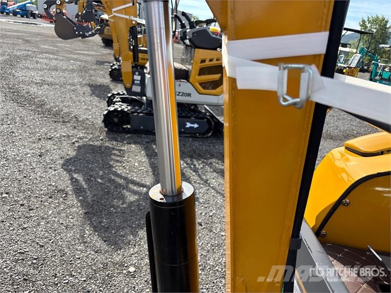CFG QK18R Mini Excavator (Unused) Mini kotrók < 7t