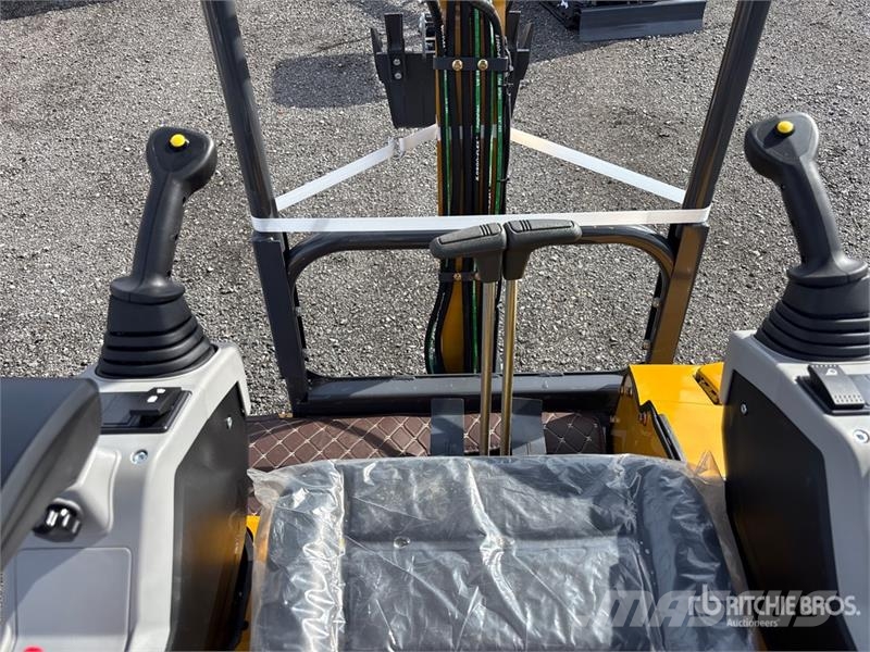 CFG QK18R Mini Excavator (Unused) Mini kotrók < 7t