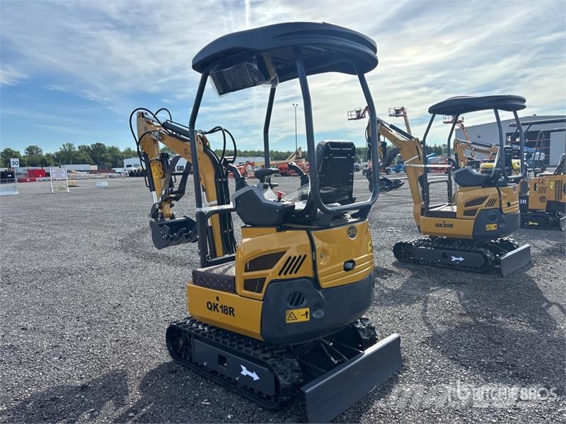 CFG QK18R Mini Excavator (Unused) Mini kotrók < 7t