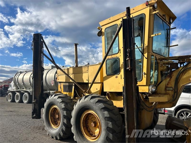 Champion 740 Motor Grader (Inoperable) Graders
