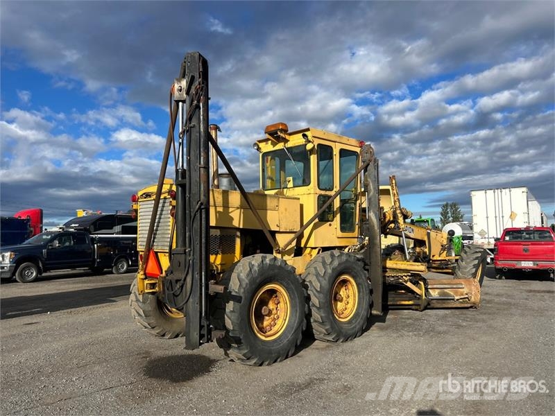 Champion 740 Motor Grader (Inoperable) Graders