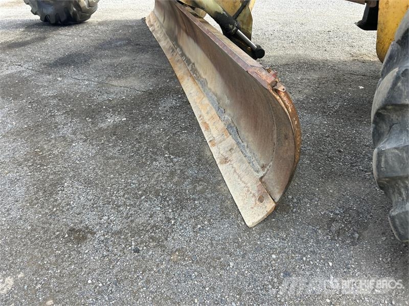 Champion 740 Motor Grader (Inoperable) Graders