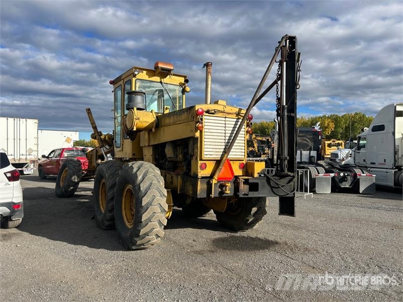Champion 740 Motor Grader (Inoperable) Graders
