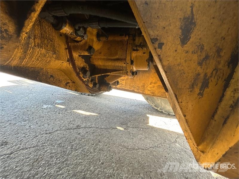 Champion 740A VHP Series V Motor Grader Motoniveladoras