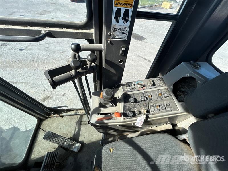 Champion 740A VHP Series V Motor Grader Motoniveladoras