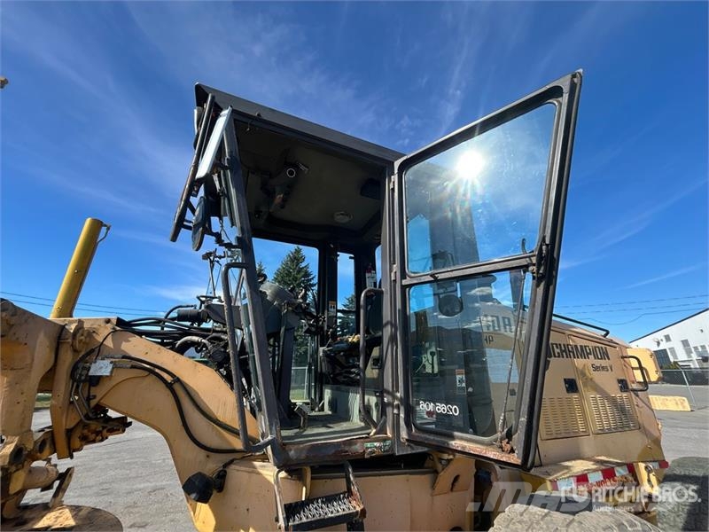 Champion 740A VHP Series V Motor Grader Grejderi