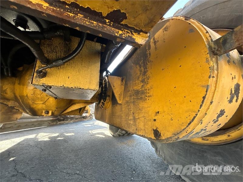 Champion 740A VHP Series V Motor Grader Motoniveladoras