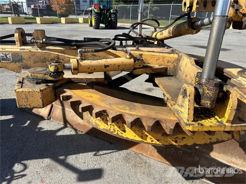 Champion 740A VHP Series V Motor Grader Motoniveladoras