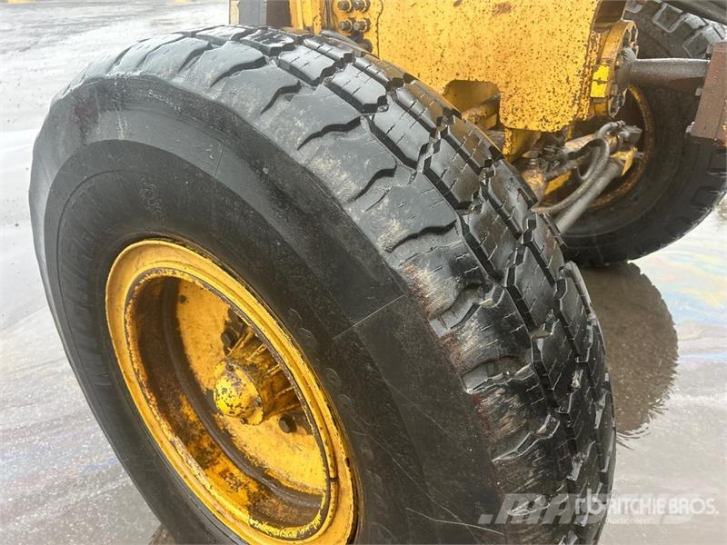 Champion 740A VHP Series VI Motor Grader Graders