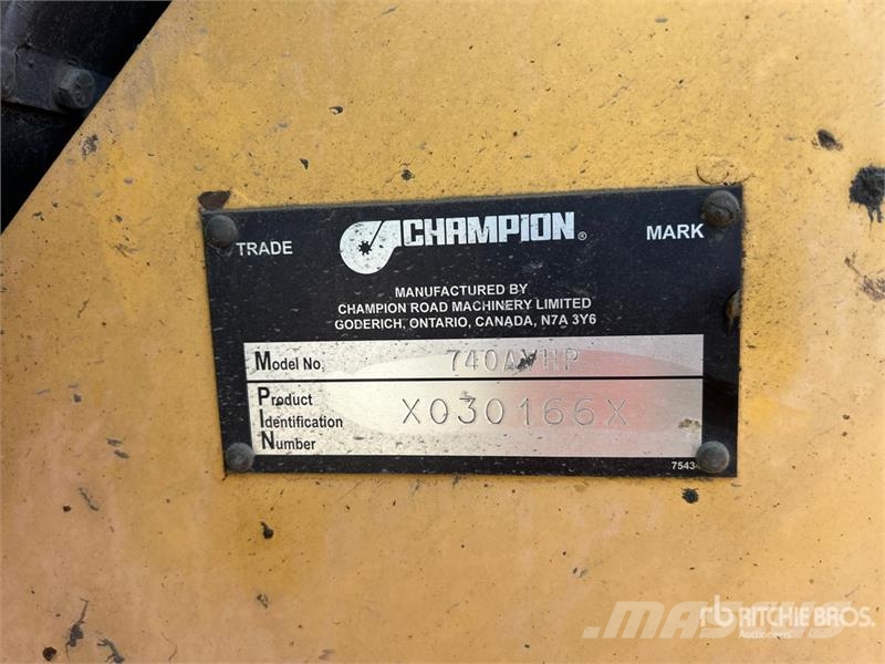 Champion 740A VHP Series V Motor Grader Grejderi