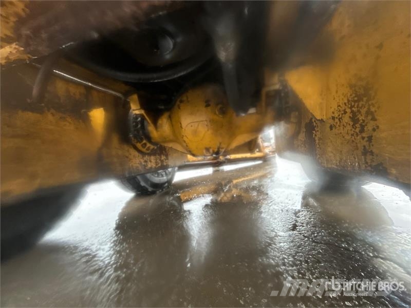 Champion 740A VHP Series VI Motor Grader Graders