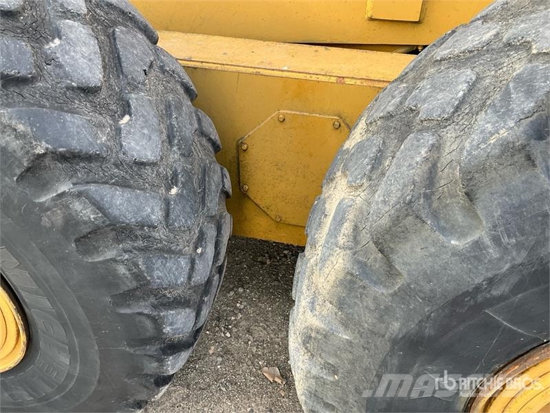 Champion 780A Грейдери