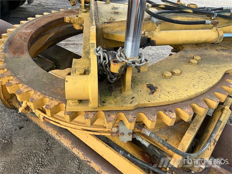 Champion 780A Грейдери