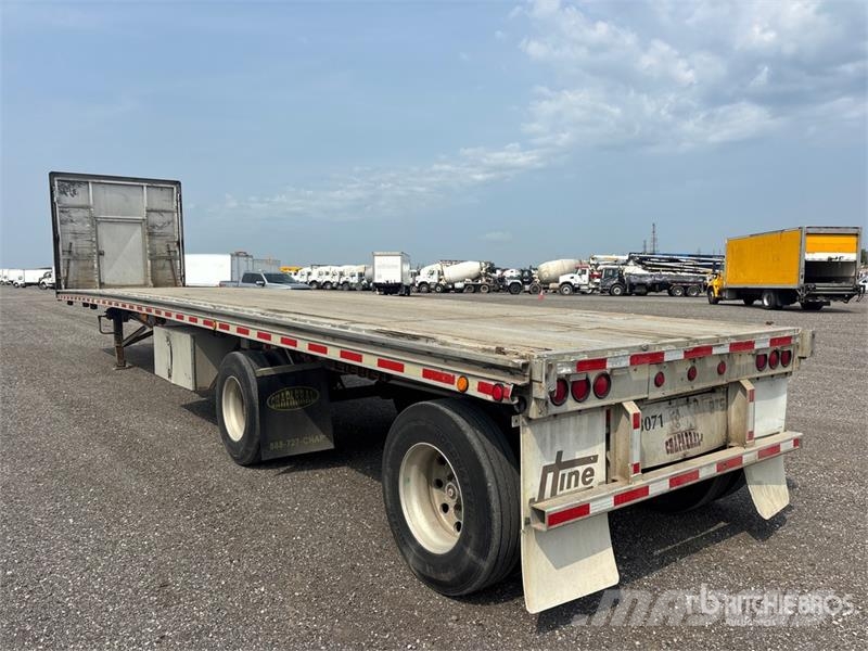  Chaparral 48 ft T/A Spread Axle Flatbed Trailer Pritschenanhänger