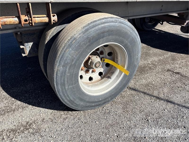 chapp 20864 kg 48 ft T/A Spread Axle Flatbed Trail Platós / Ponyvás pótkocsik