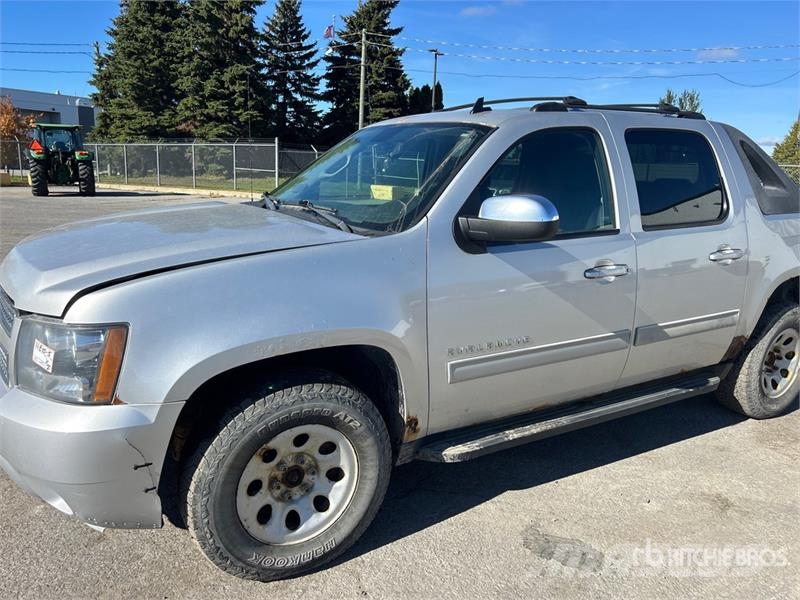 Chevrolet Avalanche 4x4 Crew Cab Pickup Drugi