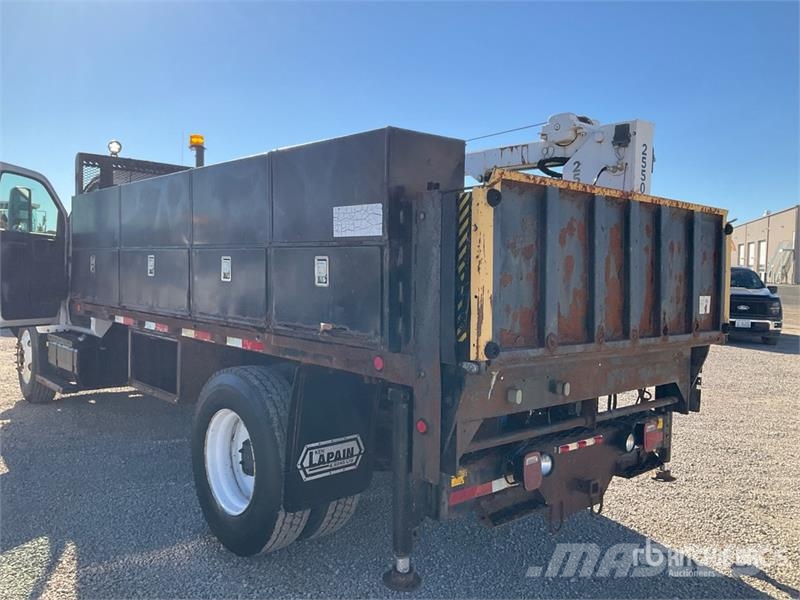 Chevrolet C7500 Komunalna vozila za opštu namenu