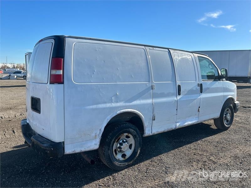 Chevrolet Express 2500 Cargo Van Dostavna vozila / kombiji