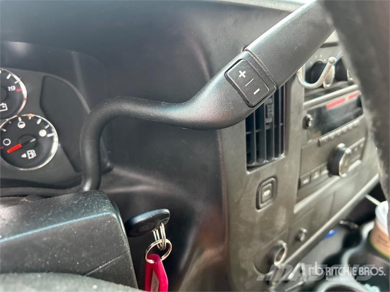 Chevrolet Express 2500 Cargo Van Lätta skåpbilar