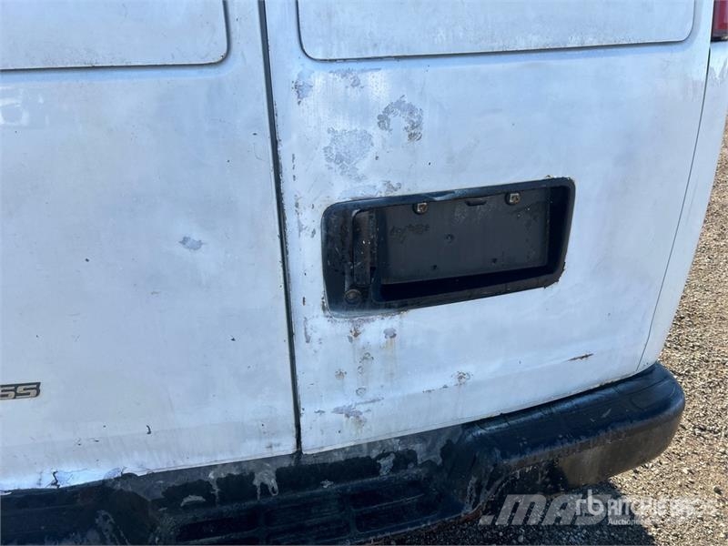 Chevrolet Express 2500 Cargo Van Dostavna vozila / kombiji