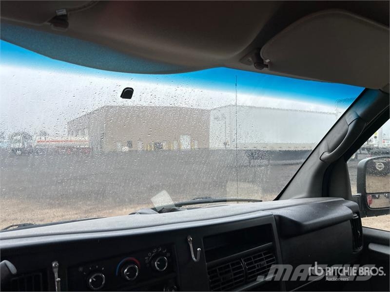 Chevrolet Express 2500 Cargo Van Lätta skåpbilar