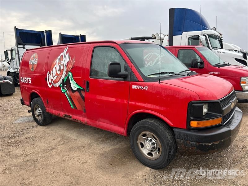 Chevrolet Express 2500 Cargo Van Lätta skåpbilar