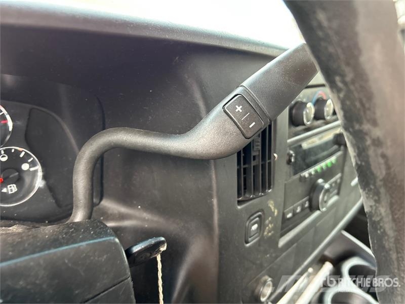Chevrolet Express 2500 Cargo Van 패널 화물차