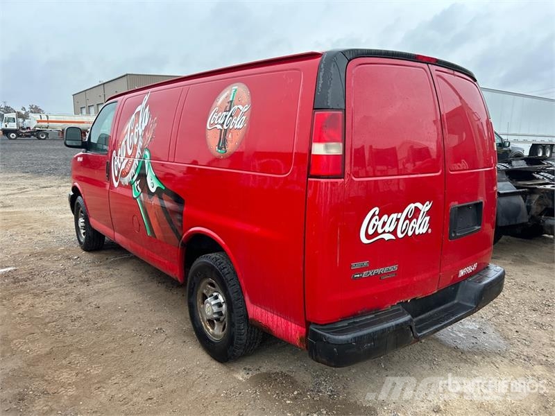 Chevrolet Express 2500 Cargo Van Lätta skåpbilar