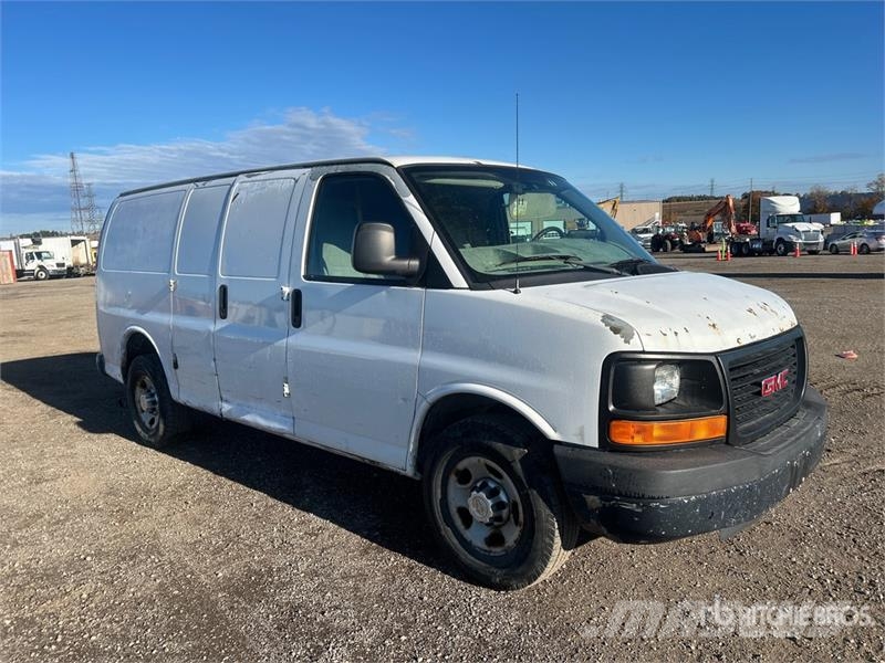 Chevrolet Express 2500 Cargo Van Dostavna vozila / kombiji