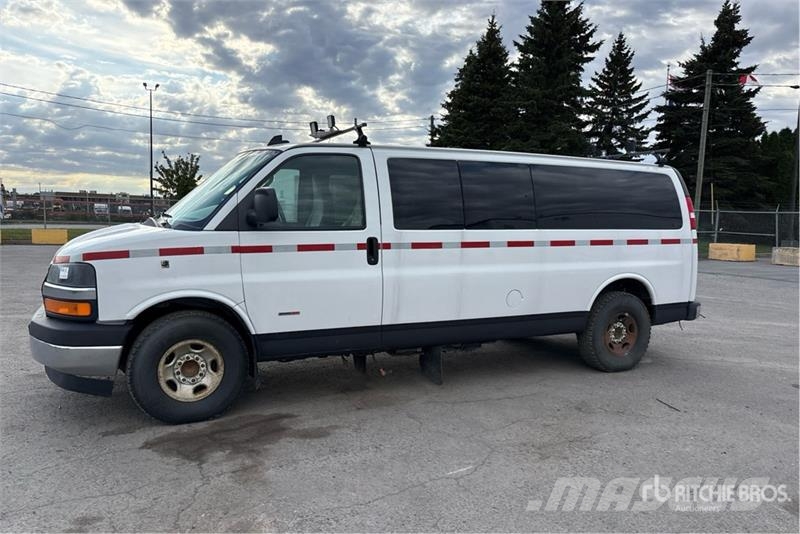 Chevrolet Express 3500 Duramax Passenger Van Kaubikud