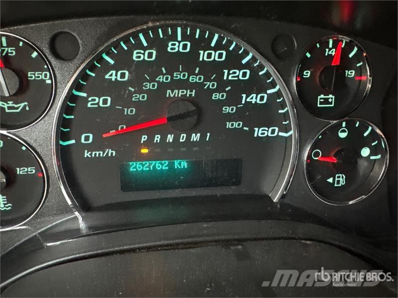 Chevrolet Express 3500 4x2 20-Seat School Bus Mini bus