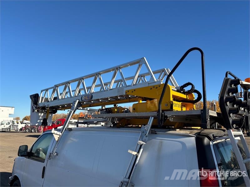 Chevrolet Express 3500 Pacēlāji uz automašīnas bāzes