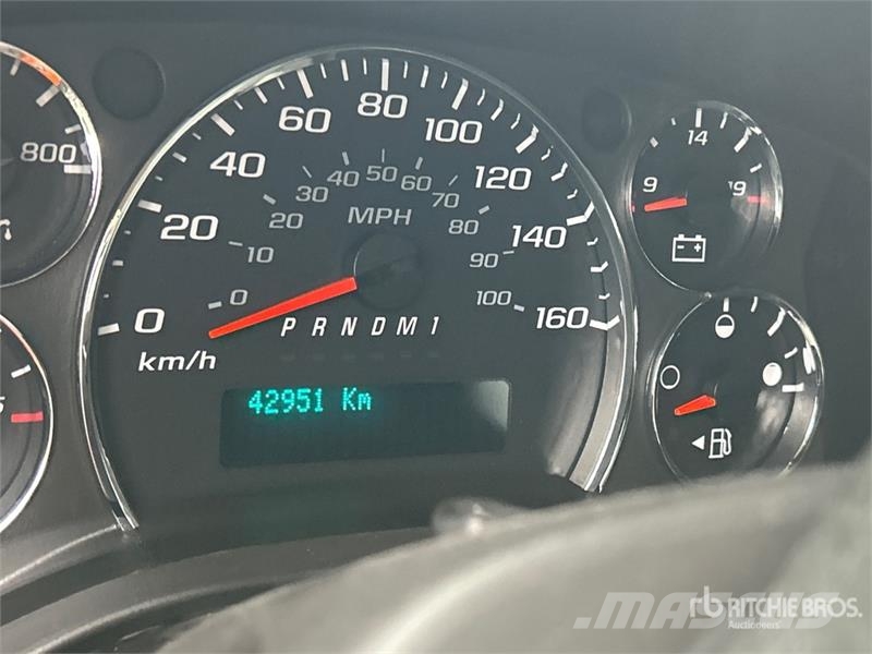 Chevrolet Express 3500 Duramax Passenger Van Dodávky