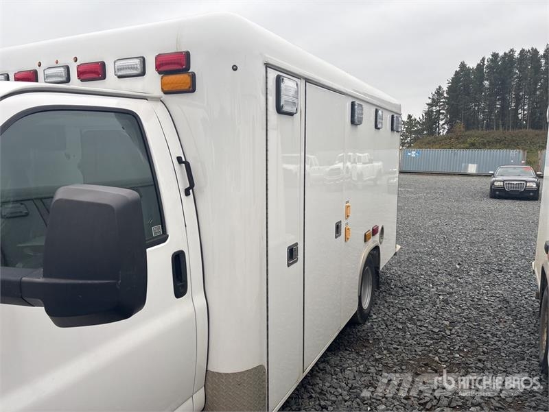 Chevrolet Express 4x2 Ambulance Ambulante